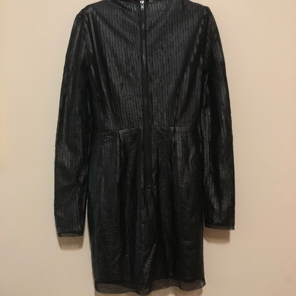 StyleStalker Long Sleeved Black Dress - Picture 2 of 4